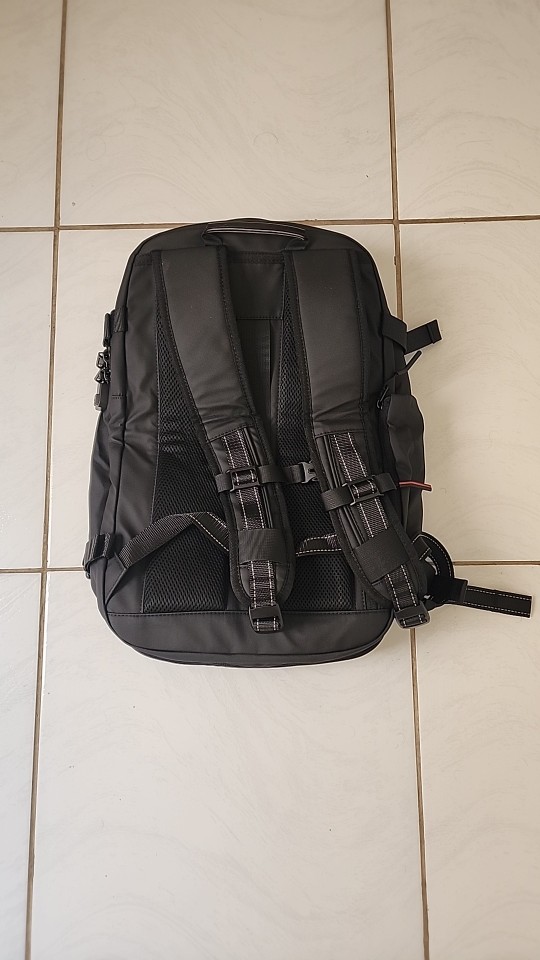 AeroLogis Pack costas